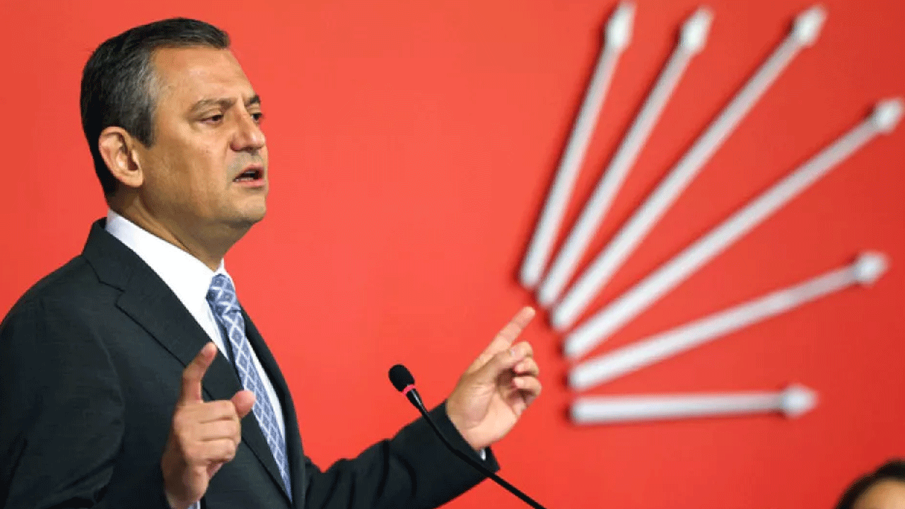 Bırak sokakları belediyelerine bak Özgür! Üç belediyeye grev kararı asıldı