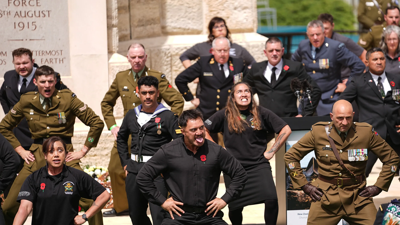 Bırakın "Anzak" güzellemelerini! Ne işleri vardı Gelibolu’da?