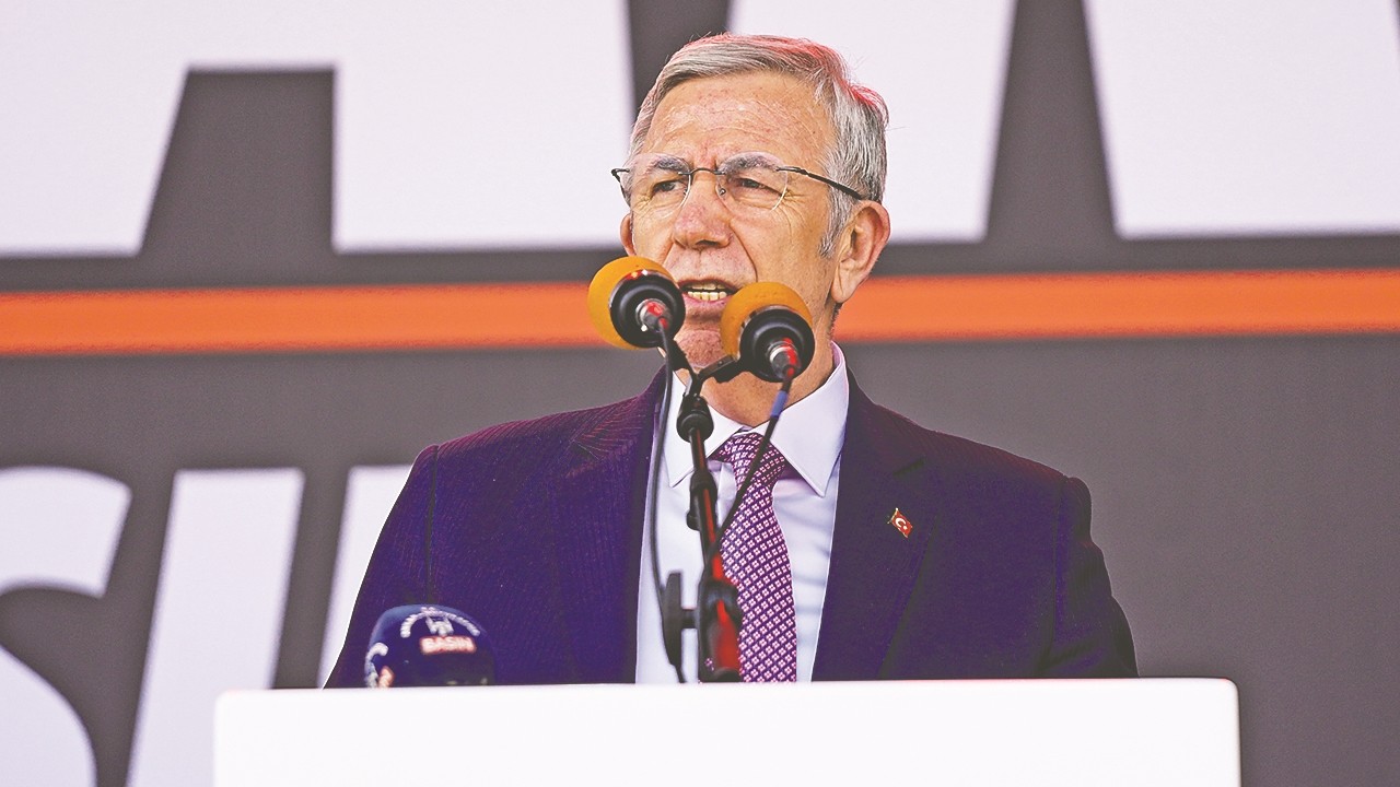 ‘Bırakırım’ sözü veren Mansur yine yan çizdi