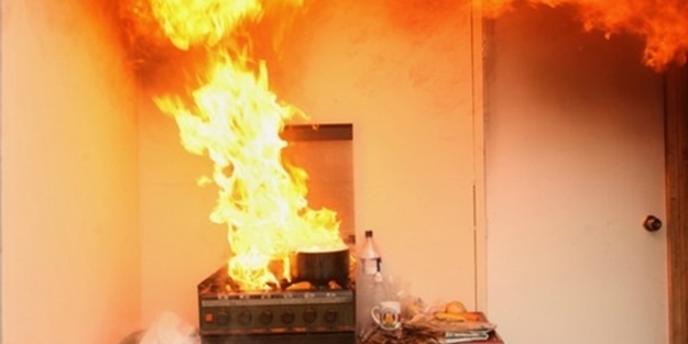 Birbirinden korkunç mutfak kazaları