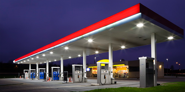 Birçok ilde akaryakıt istasyonları vardı! Ünlü akaryakıt şirketinin lisansı iptal edildi