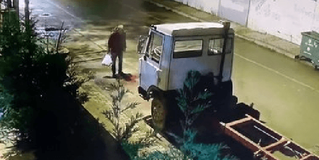 Birden kan kusmaya başladı! Görenler yolunu değiştirdi