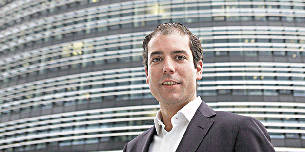 Bireysel iş birimi bir Türk’e emanet