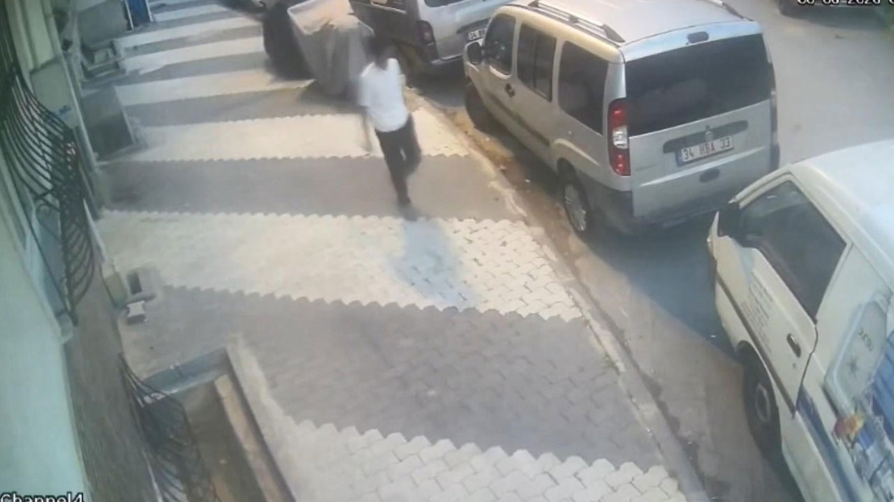 Biri 13 diğeri 16 yaşında! Makasla minibüsü çalıştırıp İstanbul turu attılar