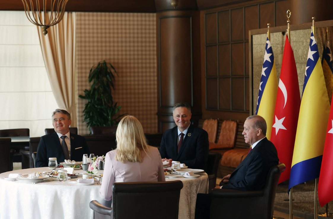 Biri bitiyor biri başlıyor! Erdoğan’dan peş peşe diplomasi zirveleri