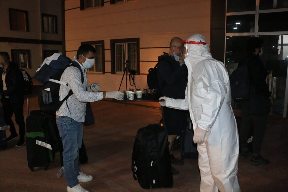 Birleşik Arap Emirlikleri’nden gelen vatandaşlar öğrenci yurduna yerleştirildi 