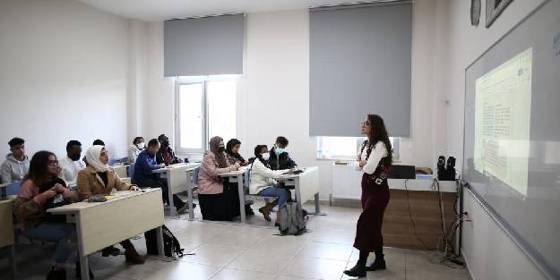  'Birleşmiş Milletler' gibi okul