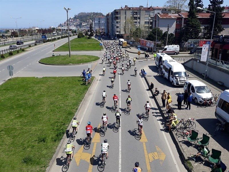 Bisiklet şampiyonasından 2 gümüş madalya 