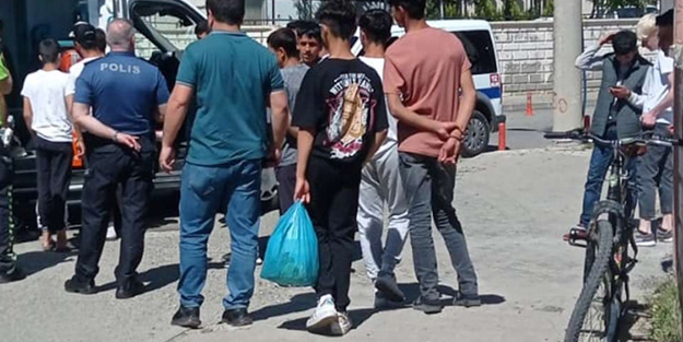  Bisikletli çocuğa otomobil çarptı!