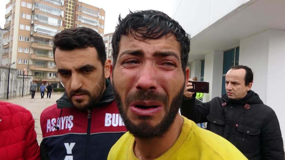 Bisikletli gaspçı kamerada 