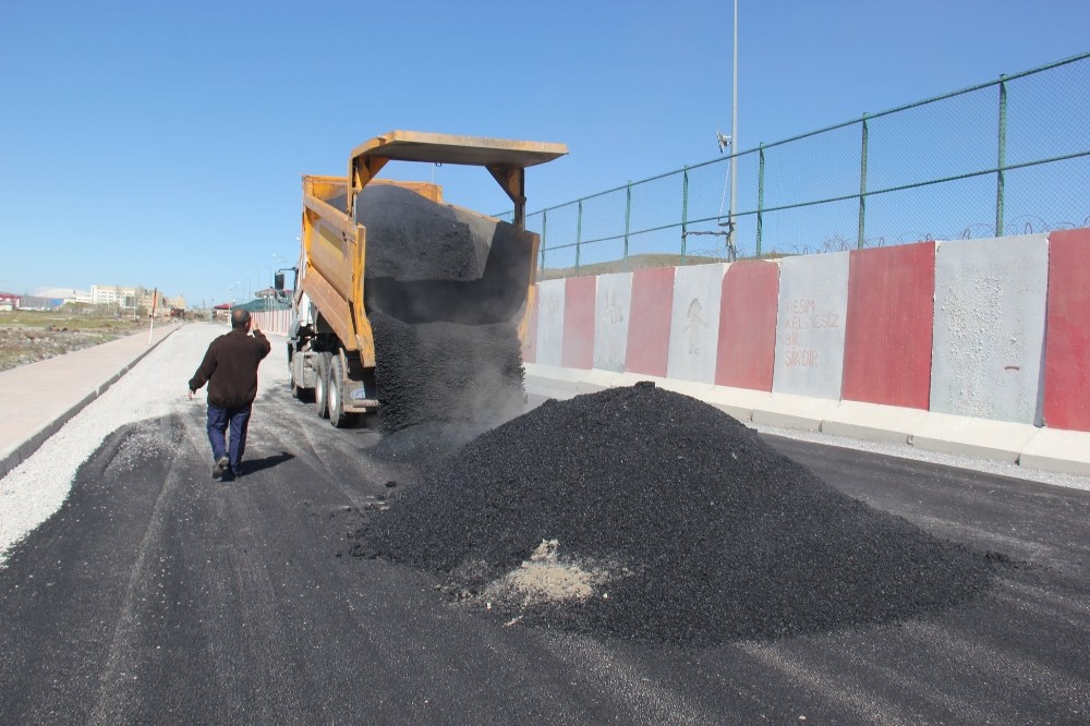Bitlis Belediyesi Fen İşleri Müdürlüğü ekiplerinin çalışmaları 