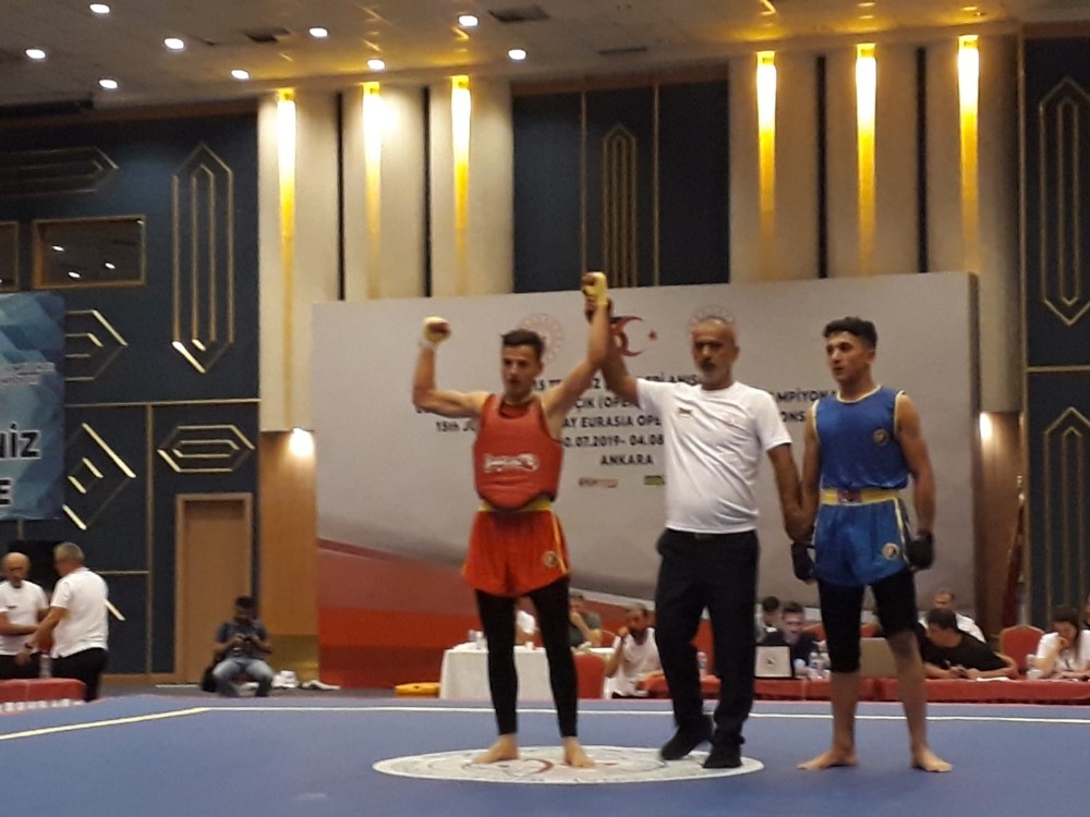 Bitlisli sporcular Ankara’dan madalya ile döndü 