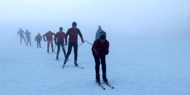 Bitlisli sporcular eksi 16 derecede yarışmalara hazırlanıyor
