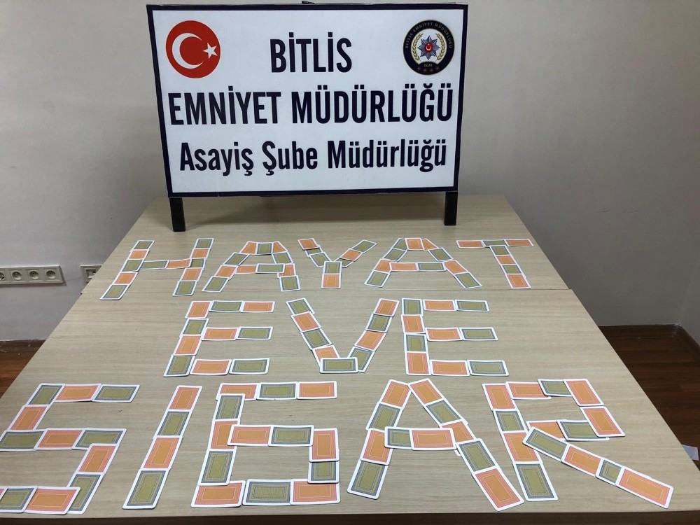 Bitlis’te 6 kişiye kumar ve sosyal mesafeye uymamaktan 26 bin TL ceza 