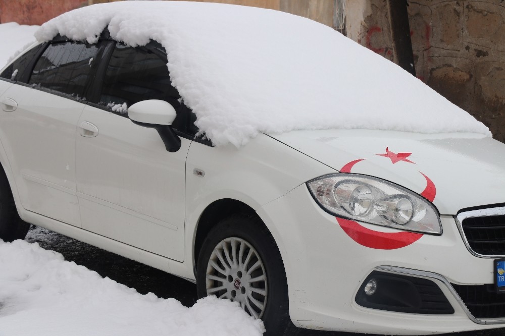 Bitlis’te 79 köy yolunu ulaşıma kapandı 