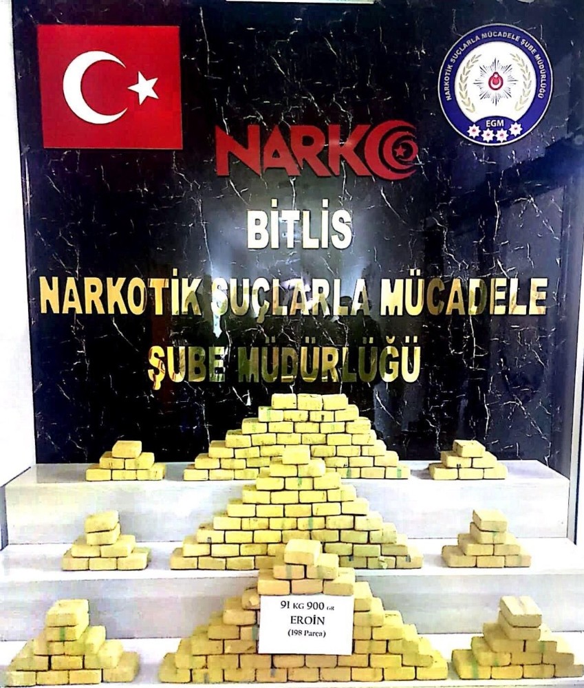 Bitlis’te 92 kilo uyuşturucu ele geçirildi 