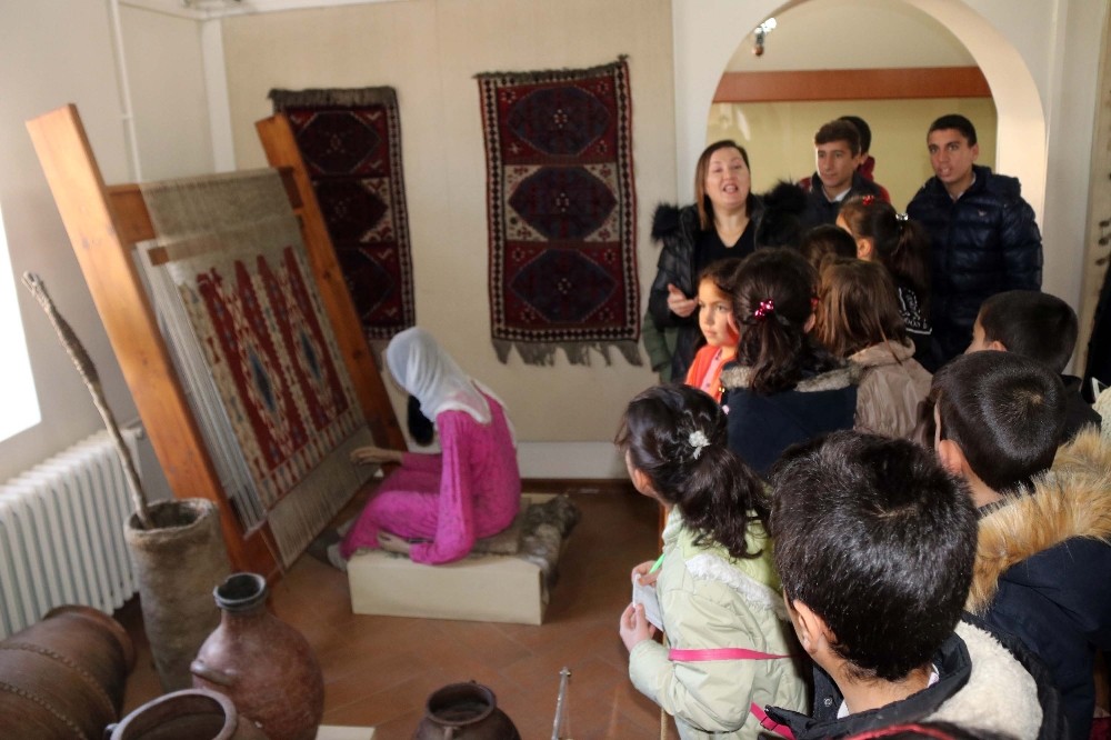 Bitlis’te ‘Anadolu’nun Somut Olmayan Kültürel Mirası Şahlanıyor’ projesi 