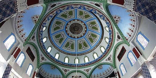 Bitlis'te caminin yardım paraları çalındı!
