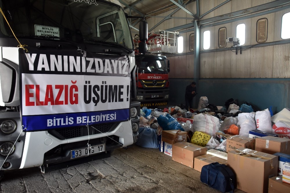 Bitlis’ten Elazığ’a yardım eli 