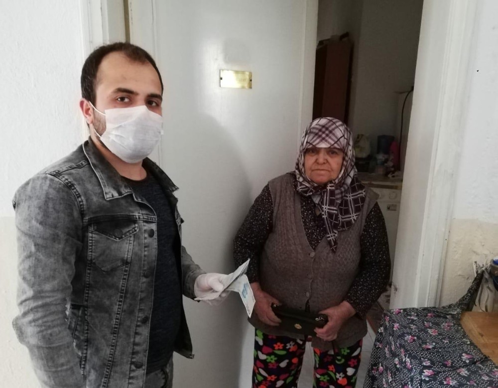 ’Biz Bize Yeteriz Türkiyem’ kampanyasına Behane teyzeden anlamlı destek 