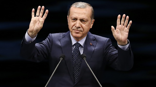 Bize dokunan dersini alır