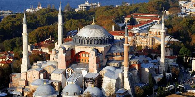 Bize düşen görev Ayasofya’yı gelecek nesillere taşıyabilmektir!