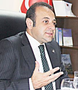 Bize düşen Musa gibi asayı vurmak