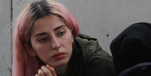 "Bizi asacaklar" diye aÄlayan Ä°ranlÄ± genÃ§lere mÃ¼jde