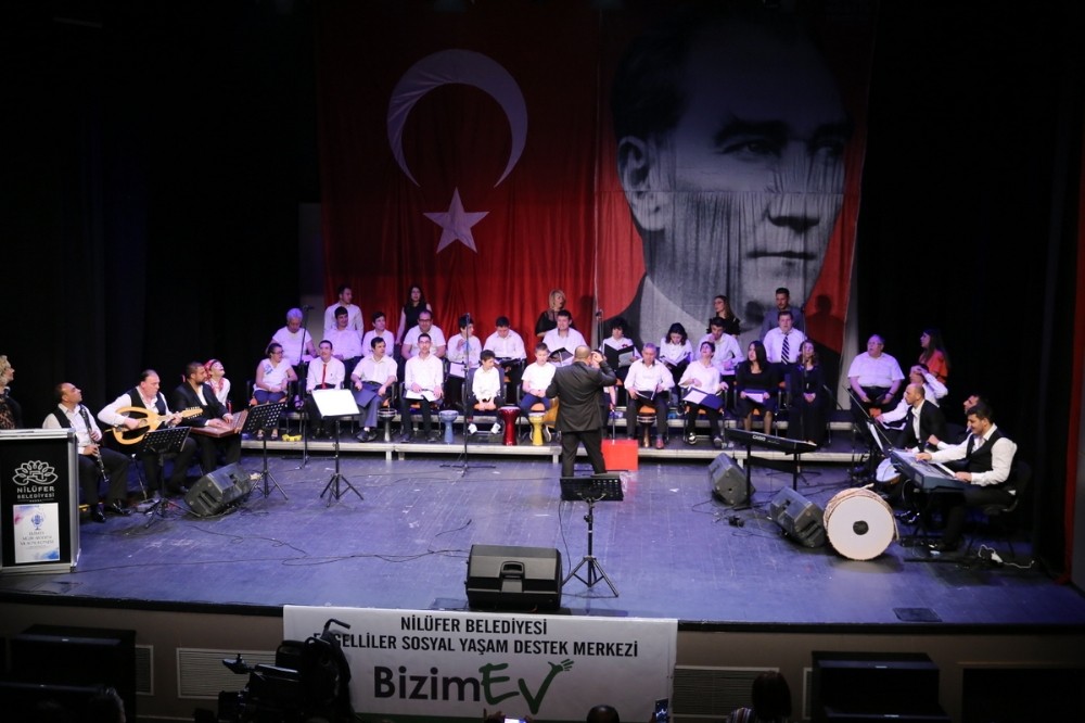 Bizim Ev katılımcılarından unutulmaz konser 