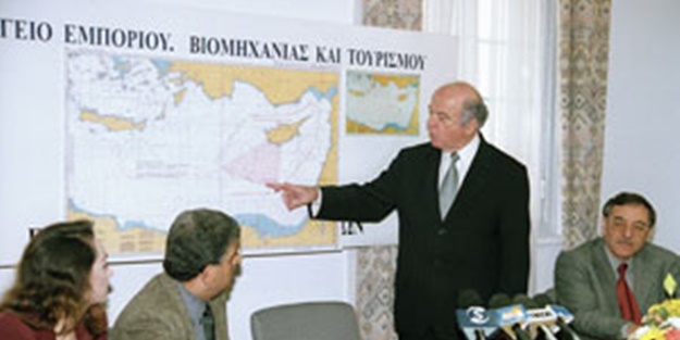 'Bizim yerimize Türkiye ile kim savaşacak?'