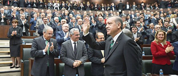 Bizim andımız millete hizmet