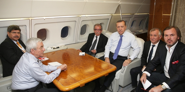 Hasan Karakaya'dan 'uçak' eleştirilerine cevap