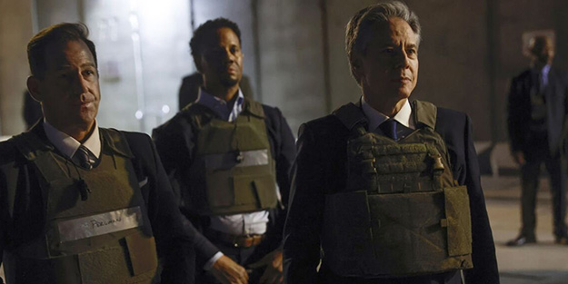 Blinken Bağdat'ta çelik yelekle görüntülendi!