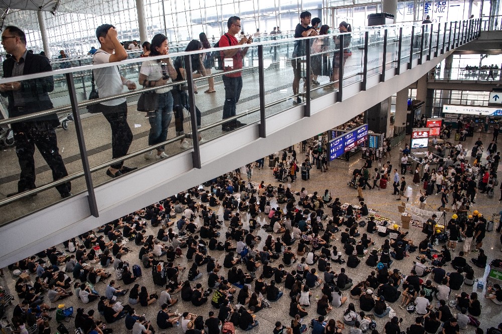 BM Hong Kong’daki şiddeti kınadı 