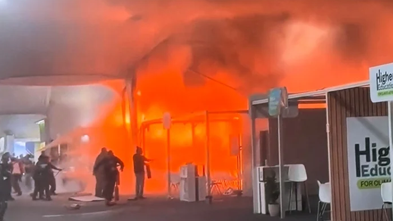 BM İklim Zirvesi’nde Yangın Çıktı!