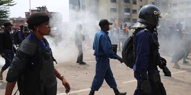 BM karşıtı eylemde 48 kişi öldü!