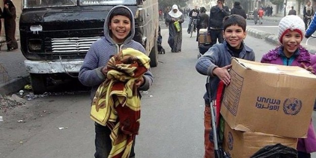 BM, Suriyeli çocuklara bakın ne gönderdi!