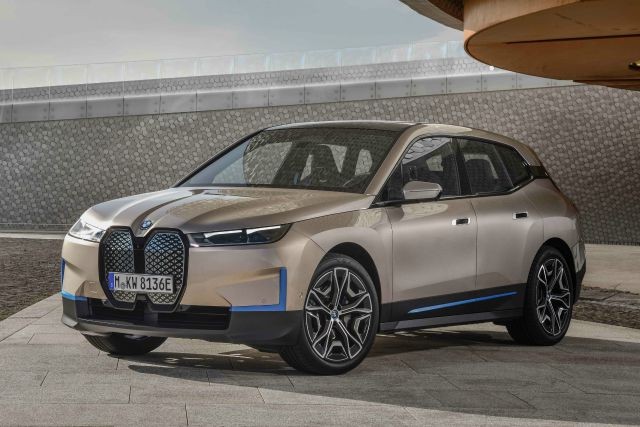 BMW iX 2021 yılının son çeyreğinde Türkiye’de