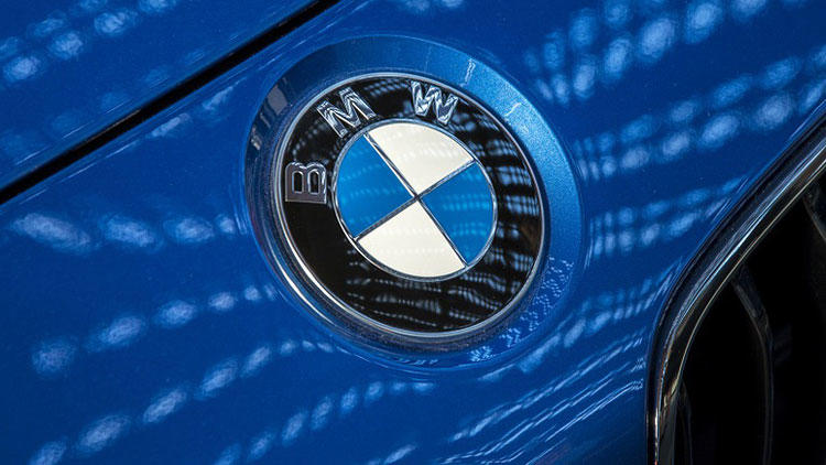 BMW'den 'Türkçe yasağı’ iddialarına açıklama geldi