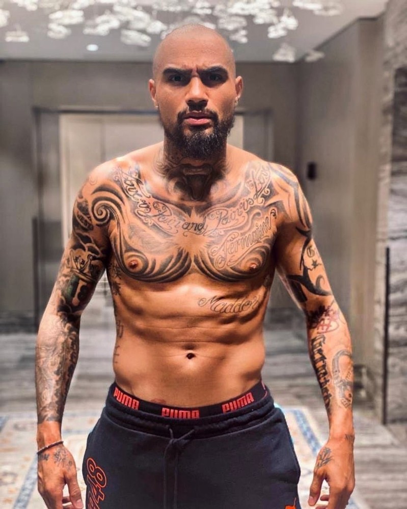 Boateng’den yeni imaj 