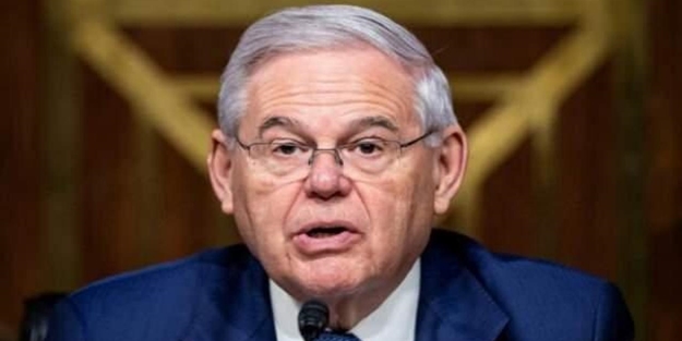 Bob Menendez'den haddini aşan sözler: Türkiye NATO müttefiki gibi davranmalı