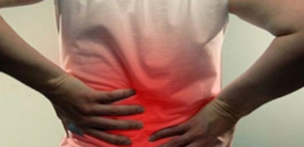 Böbreğinden 4,5 santimetrelik taş çıktı