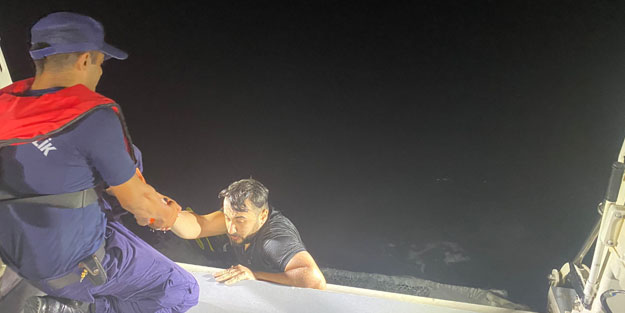 Bodrum açıklarında 50 düzensiz göçmen kurtarıldı