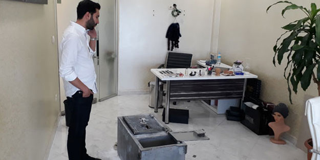 Bodrum kattan girip kasayı patlattılar