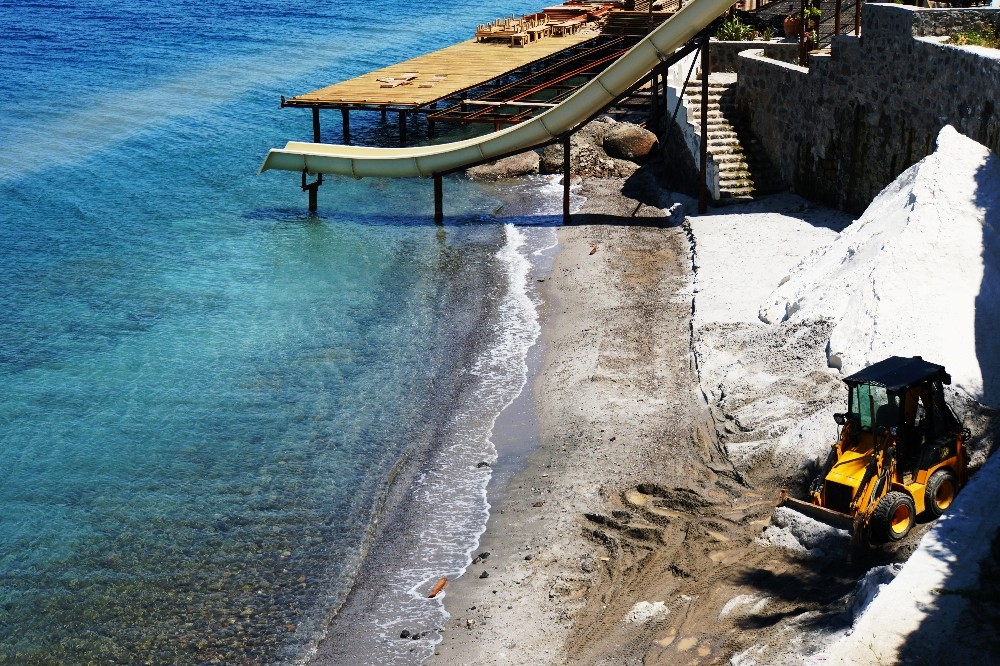 Bodrum sahillerin mermer tozuyla Maldivlere çevirmeye çalıştılar 345 bin lira ceza yediler 