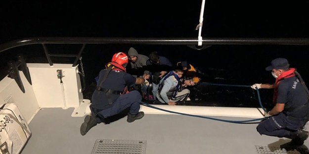 Bodrum ve Datça açıklarında düzensiz göçmenler kurtarıldı