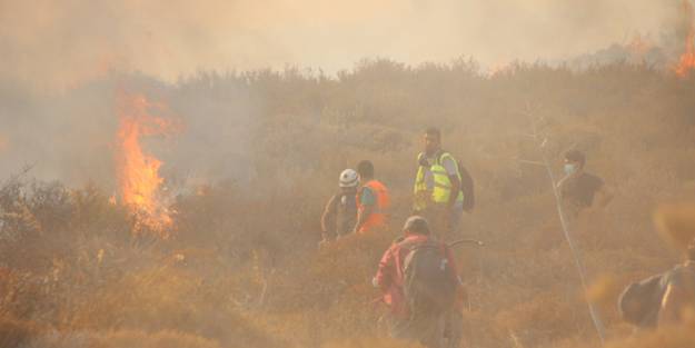 Bodrum yeniden alevlere teslim oldu! Yangın evlere doğru ilerliyor