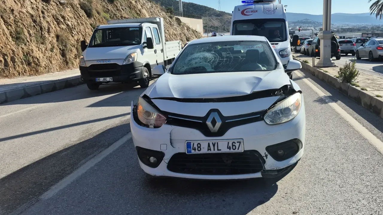 Bodrum'da akılalmaz kaza! Kazadan kurtulan sürücüye otomobil çarptı