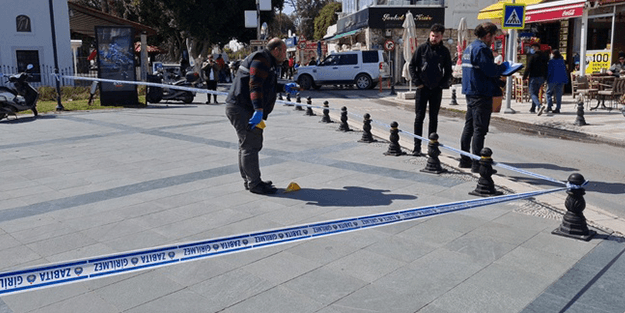 Bodrum'da çıkan silahlı kavgada bir kişi...