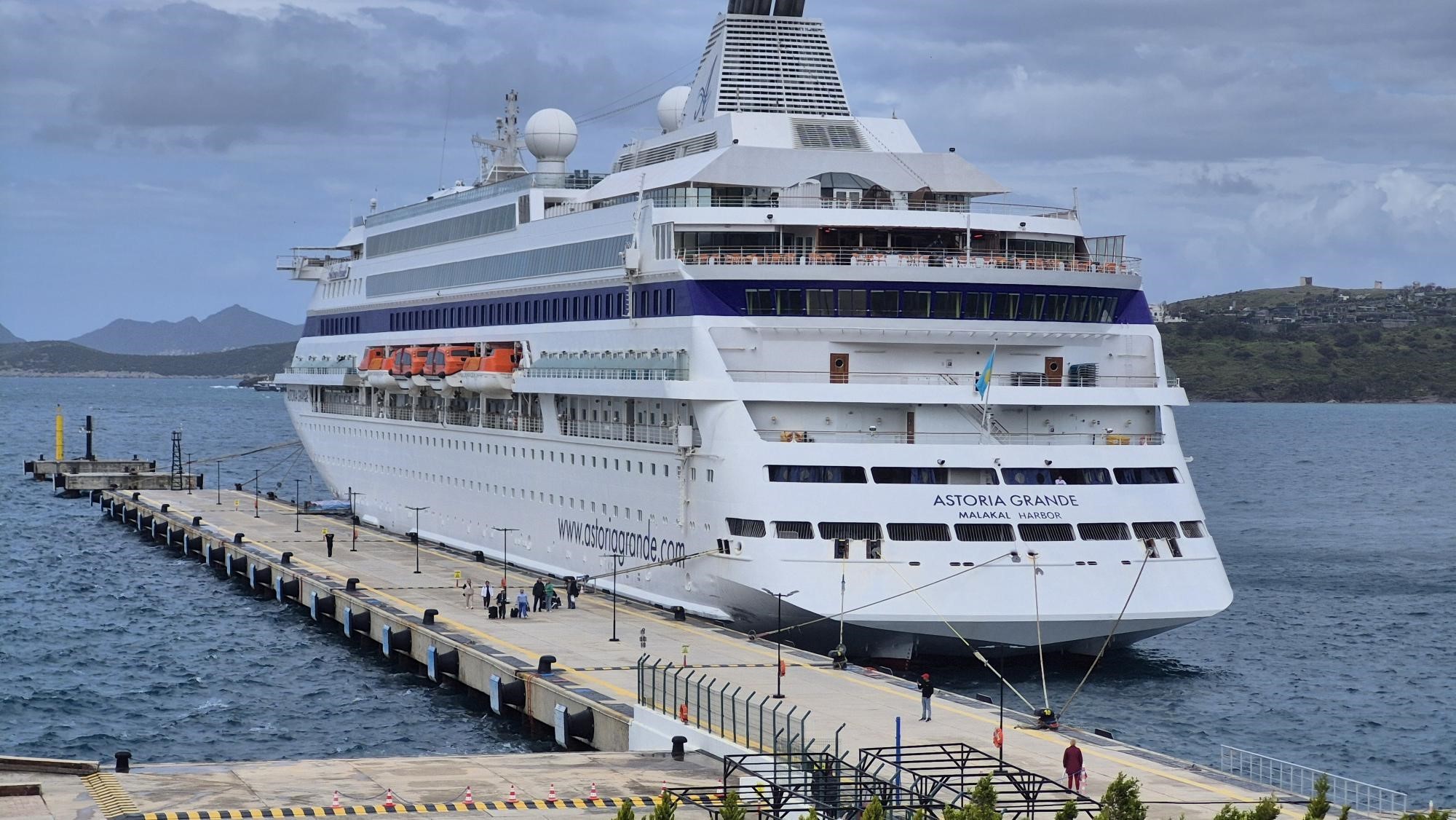 Bodrum’da dev gemilerle sezon açılışı